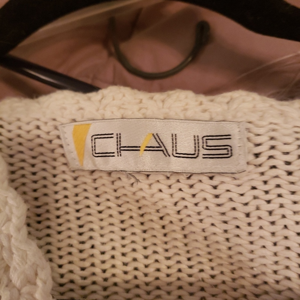 Sweater - Picture 4 of 4